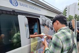 Masyarakat antusias tukar uang lewat layanan 'Pintar' Bank Indonesia