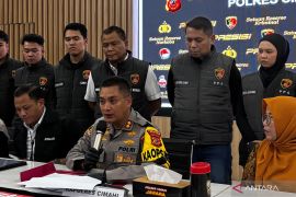 Polres Cimahi tangkap pria todongkan senjata api kepada wanita