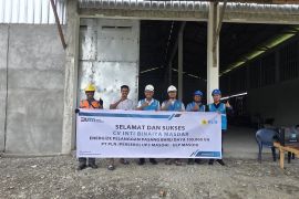PLN  pasang baru listrik pelanggan industri di Maluku Tengah