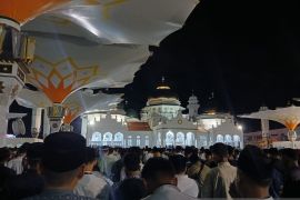 Gubernur Aceh wacanakan program gerakan shalat tepat waktu