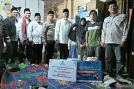 Subuh Mubarakah dan Bedah Rumah Warga di Solsel, Gubernur Mahyeldi : Jangan Tinggalkan Generasi yang Lemah Iman