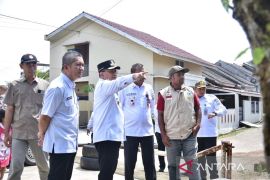 Wali Kota Jambi tinjau langsung perbaikan ruas jalan berlubang
