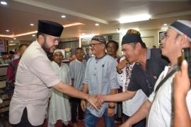 Tim I Safari Ramadan Pemko Padang kunjungi Masjid Al-Hidayah di Plaza Andalas