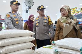 Pemkab Pasaman Barat pastikan stok beras mencukupi sampai Idul Fitri