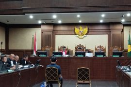 Lembong implicated in Rp578 billion losses from sugar imports scandal