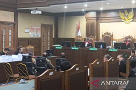 Mantan Sestama Basarnas dituntut 5 tahun penjara dan denda Rp500 juta