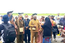 Wabup Kaimana: Tak ada sekat wujudkan pembangunan daerah