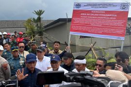 Pencopotan papan penghentian operasional di Hibisc Puncak, Menteri LH meradang