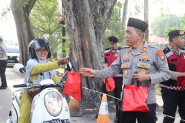 Keutamaan sedekah takjil untuk orang berpuasa saat bulan Ramadhan