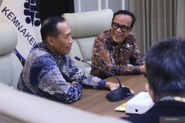 Wamendiktisaintek dorong kampus kembangkan LPK guna atasi pengangguran