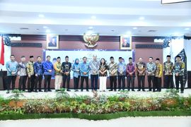 Bupati HSS harapkan sertijab Kepala BPK RI Perwakilan Kalsel perkuat sinergi