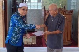 UPZ Bank Kalsel bantu jamuan berbuka puasa di Masjid Banjarmasin