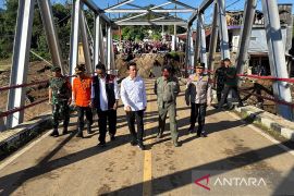 Gibran outlines four-step strategy for Sumatra floods and landslides