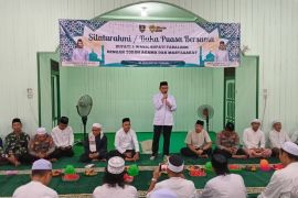 Warga Desa Tamunti Tabalong terima bantuan mobil layanan kesehatan