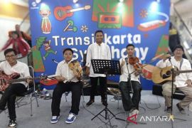 Transjakarta hadirkan program hiburan temani pelanggan