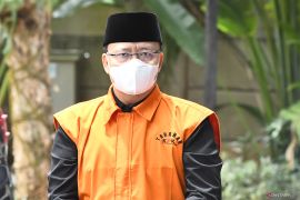 KPK dalami permintaan uang Rohidin Mersyah kepada partai politik