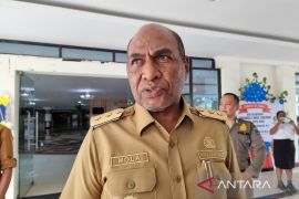 Pemprov harap Pemkab Kaimana segera tangani abrasi pantai di kawasan bandara