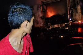 Truk hangus terbakar di Tol Kanci-Pejagan, kerugian capai Rp400 juta