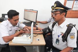 Ratusan petugas Daop 8 Surabaya jalani asesmen perjalanan KA