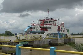 Pelabuhan Sungai Srimeranti Banyuasin mulai operasi