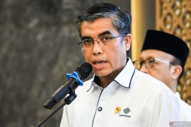 Menaker mengisyaratkan bonus hari raya ojol diumumkan bersamaan SE THR