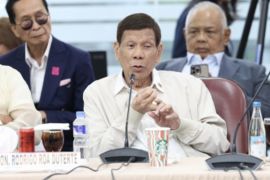 Usai ditangkap, Eks presiden Filipina Duterte dibawa ke Den Haag