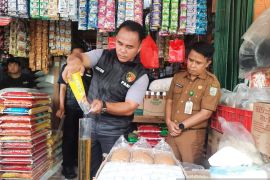 Satgas Pangan Polda Jambi  awasi takaran minyak goreng subsidi