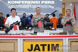Polisi tangkap tiga warga Bojonegoro penyuplai senpi untuk KKB