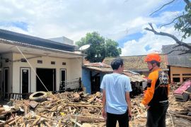 DMC dan Dompet Dhuafa Jabar tangani bencana banjir dan tanah longsor di Sukabumi