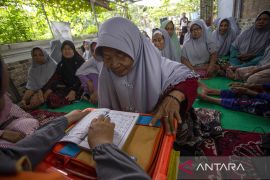 Pesantren Ramadhan untuk lansia