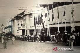 Bandung Baheula 1959: Doger monyet di Karapitan "Chaos" gara-gara dalang tusuk mata penonton cilik