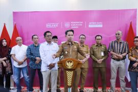 Bupati Jember buka layanan "Wadul Gus e" dalam program 100 hari