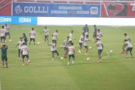 Liga 1 - Imran: Pemain harus fokus jangan terbebani target