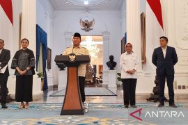 THR untuk ASN-TNI-Polri cair mulai 17 Maret, gaji ke-13 pada Juni 2025