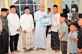 Bupati Lamsel serap aspirasi warga Kecamatan Way Panji