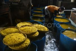 Produksi mie glosor meningkat saat bulan Ramadhan
