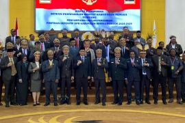 DPRK Mimika tetapkan penggunaan tas noken setiap agenda rapat paripurna