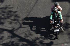 Berikut taksiran besaran uang THR Ojek Online