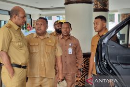 Papua Barat siapkan regulasi kompensasi 10 persen hasil produksi migas