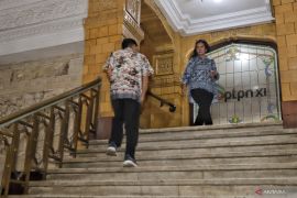 Polri geledah PTPN XI soal dugaan korupsi revitalisasi pabrik gula