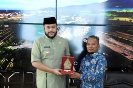 Wako Fadly Amran terima kunjungan Ombudsman RI Perwakilan Sumatera Barat