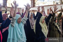 Lansia di Bandung ikuti pesantren khusus saat Ramadhan