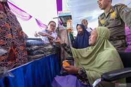 Gelaran Garage Day saat Ramadhan jadi ajang berbagi kebutuhan secara gratis di Surabaya