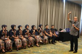 KAI Purwokerto gelar pelatihan "frontliner" jelang angkutan Lebaran