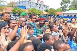 Ratusan pelajar SD di Wamena sambut Program Makan Bergizi Gratis