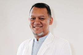 Kombinasi ekstrak herbal dan bacaan Al Quran efektif lawan bakteri tifoid