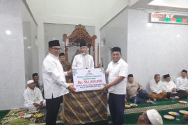 Gubernur Sumbar dan Kepala Daerah Bukittinggi kunjungi Masjid Baiturrahman Bantodarano