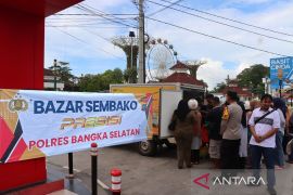 Polres-Pemkab Bangka Selatan gelar bazar sembako murah