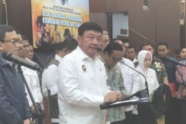 Menko Polkam sebut kenaikan pangkat Seskab Teddy Indra sesuai prosedur