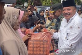 Pemkab Nagan Raya gelar operasi pasar jelang Idul Fitri
